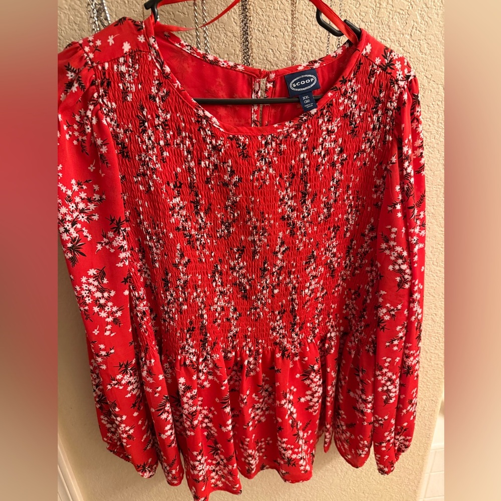 Scoop long sleeve top